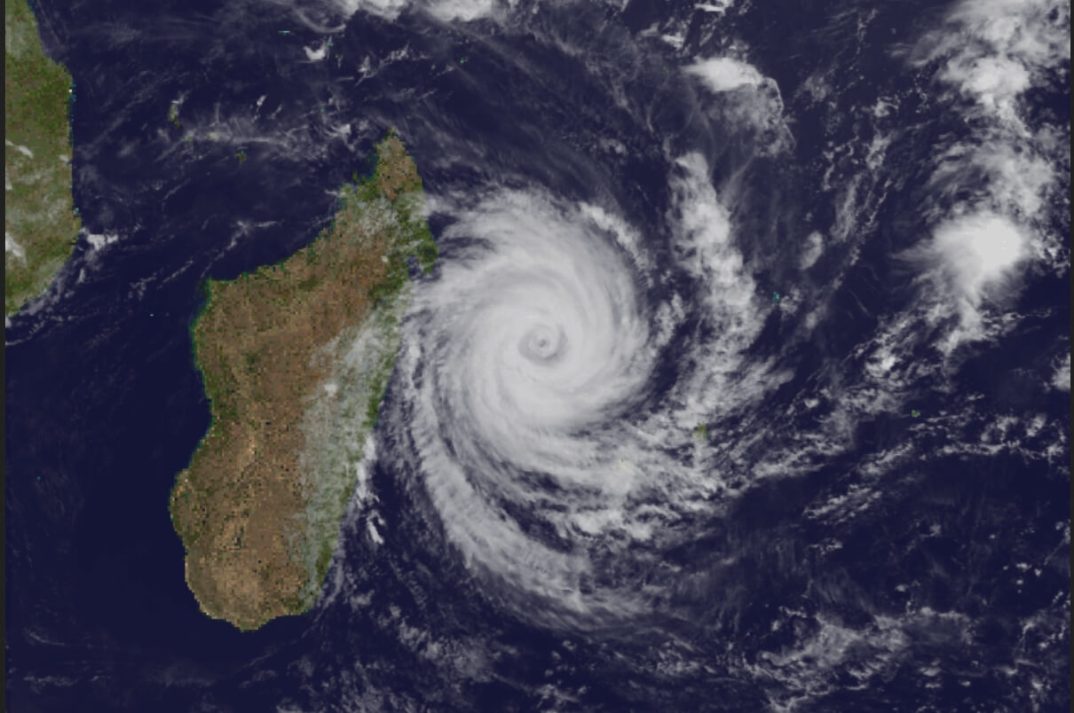 Image satellite du Cyclone EMNATI le 21 fevrier 2022 // Satellite image of the Cyclone EMNATII on the 21st of February 2022.