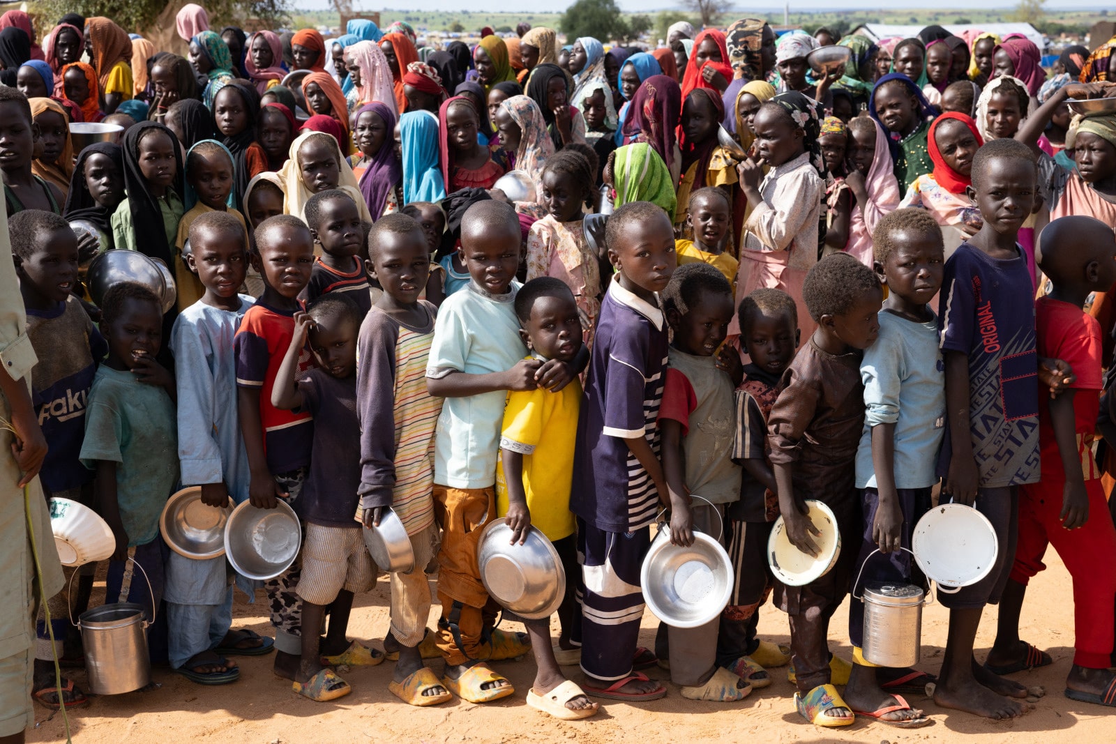 Crise humanitaire au Soudan : des millions de civils sont dans l’urgence 